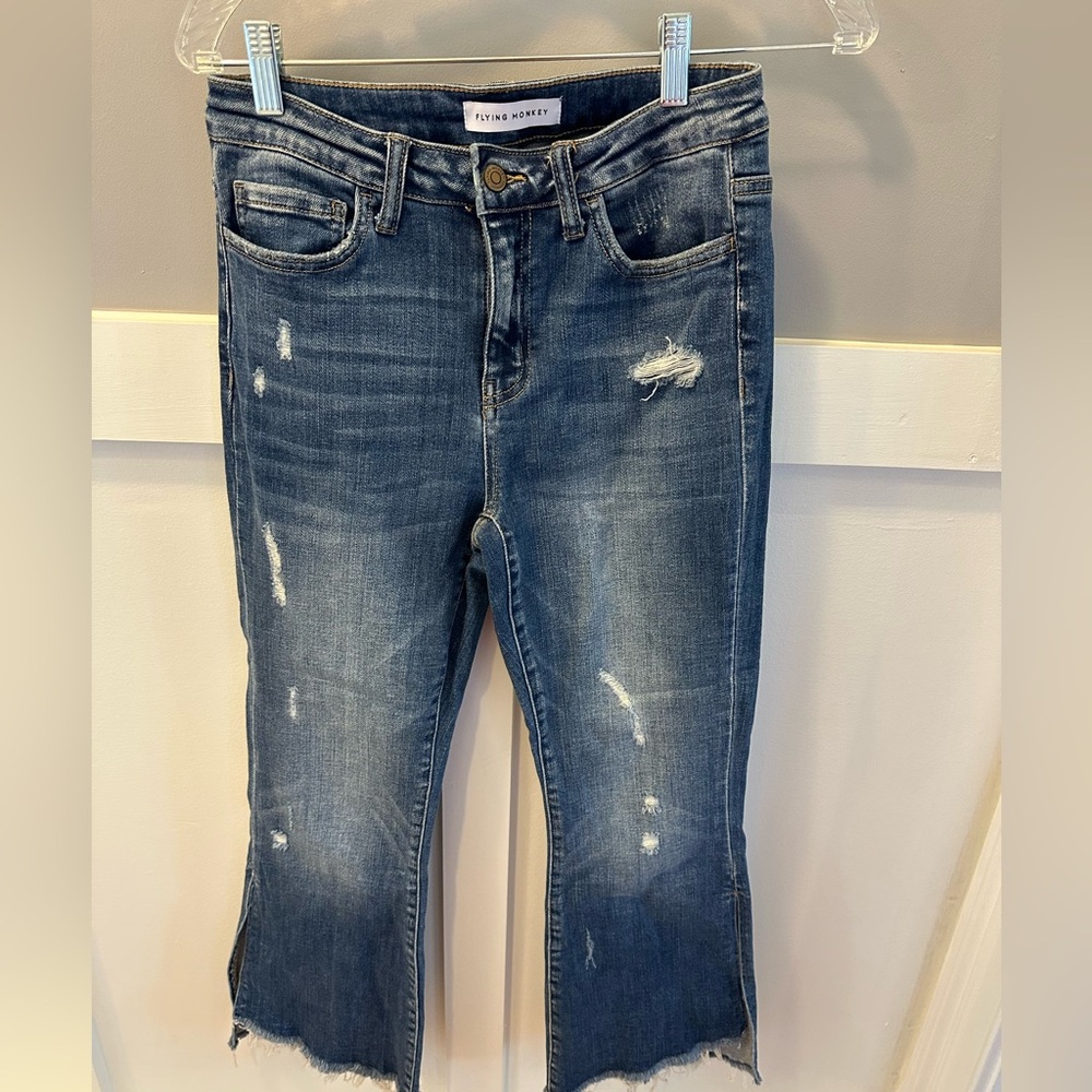 Flying Monkey Blue Ankle Cropped Jeans Distressed